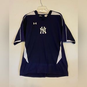 EUC Under Armour New York Yankees Shirt SZ XL